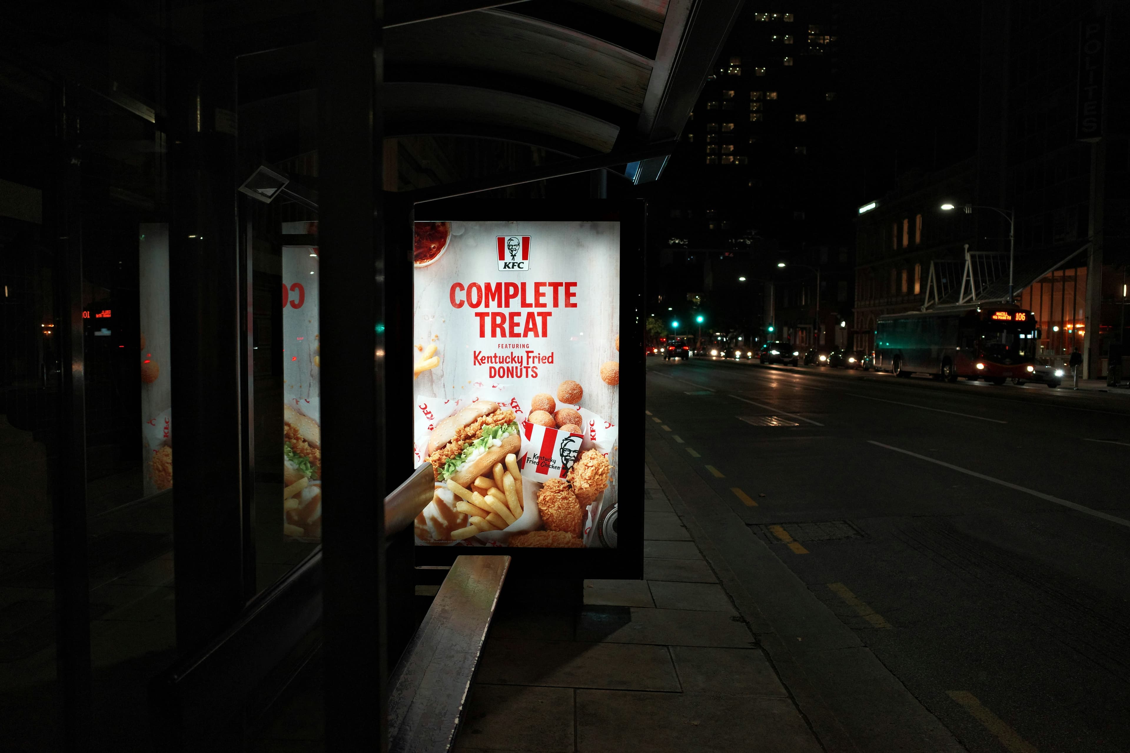 Digital billboard network